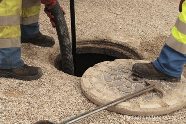 Hút hầm cầu phường Vườn Lài không đục phá – giá rẻ trọn gói tại Phường 1 Bảo Lộc - hình ảnh dịch vụ tại Bảo Lộc, Lâm Đồng Hút hầm cầu phường Vườn Lài không đục phá – giá rẻ trọn gói tại Phường 1 Bảo Lộc - hình ảnh dịch vụ tại Bảo Lộc, Lâm Đồng
